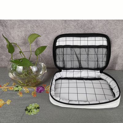 Elegante modello floreale bianco grande capacità borsa lavabile da viaggio cosmetica con cerniera