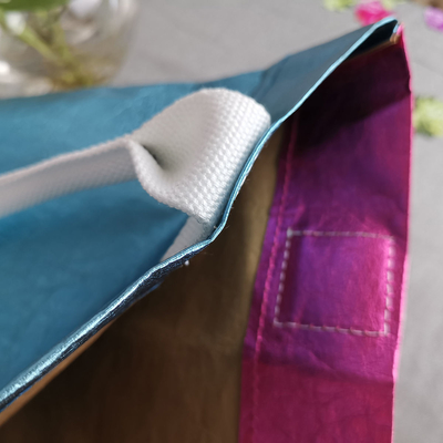 Borsa da mano per professionisti in colore blu e rosso rosso