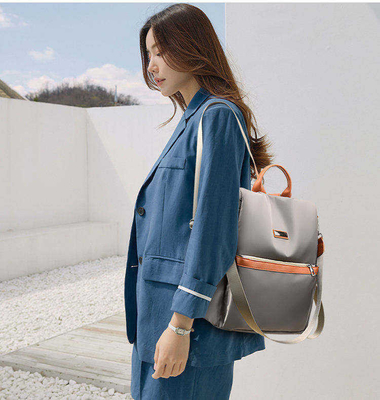 Lo zaino leggero di carta kraft su misura il perfetto mix di moda e di consegna
